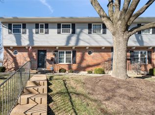 13265 Cochero Dr, Saint Louis, MO 63141