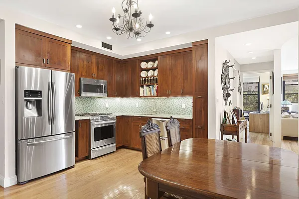 Sold by Corcoran | media 20