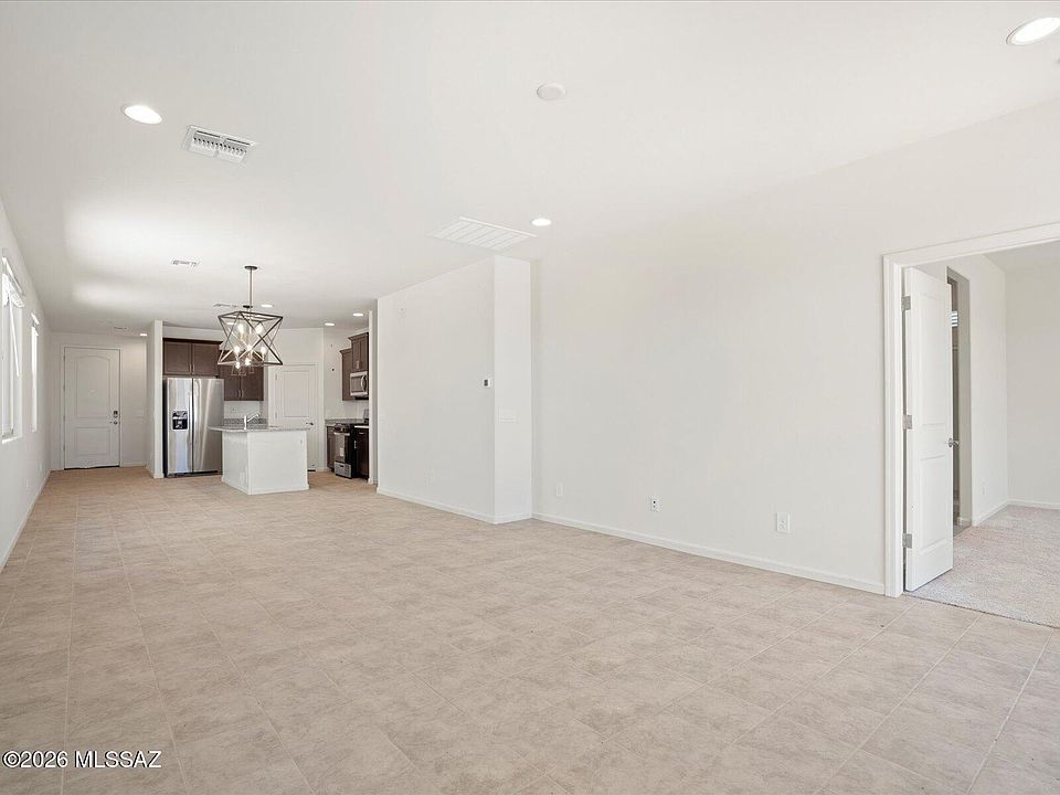 1st image of 7927 S Walnutview Dr