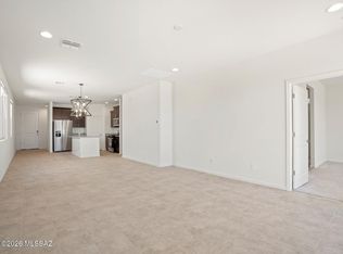 7927 S Walnutview Dr, Tucson, AZ 85757
