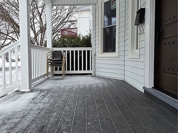 3rd image of 7 Prospect St