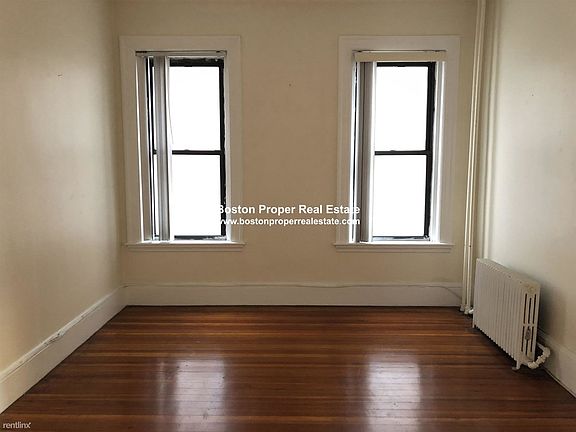 386 Commonwealth #33 Boston - Back Bay Unit Photo 6