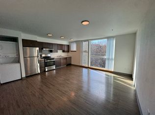 510 19th Ave E #401, Seattle, WA 98112
