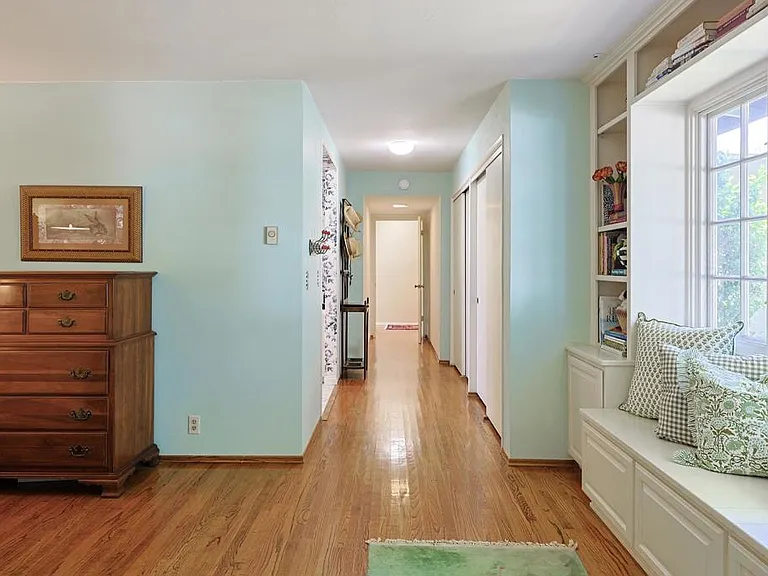 610 Country Club Ln — Photo 46