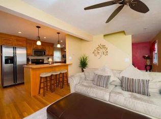 39 Brookway Dr, Shrewsbury, MA 01545