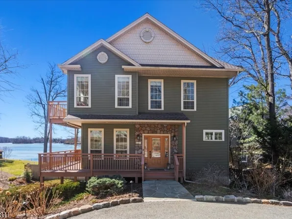 361 Lake Shore Dr, West Milford Twp., NJ 07421
