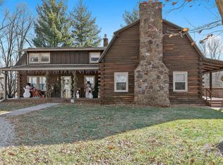 8718 Oak Hill School Rd, Lebanon, IL 62254