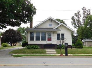 823 E Rochester St, Akron, IN 46910