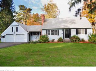 29 Marshall Rd, Windsor Locks, CT 06096