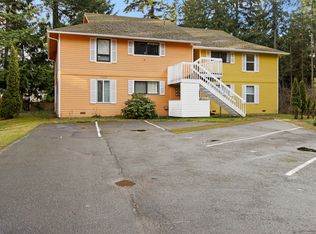 14025 61st Pl W APT D, Edmonds, WA 98026