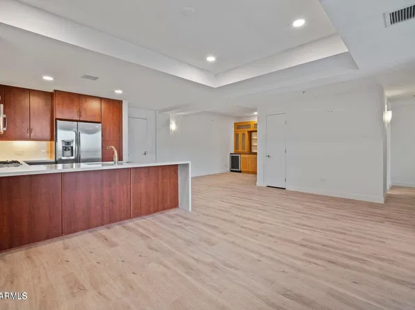 7141 E Rancho Vista Dr Unit 4004, Scottsdale, AZ 85251