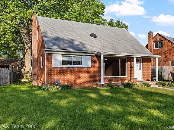 3rd image of 7919 Harding St
