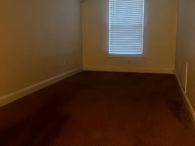 829 Shelton Cir — Photo 22