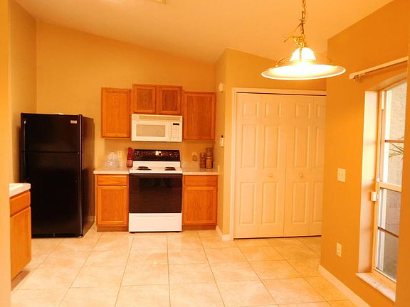 2nd image of 6012 NW Winfield Dr