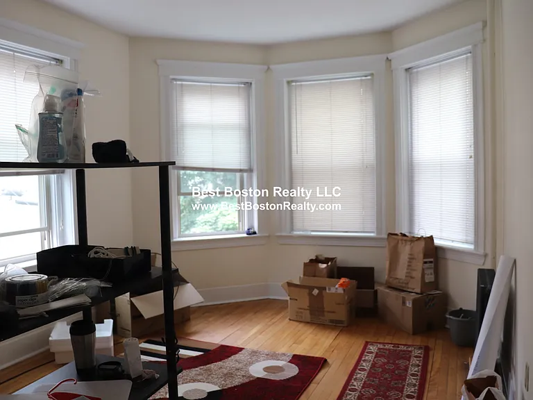 91 Trowbridge St #23 — Photo 6