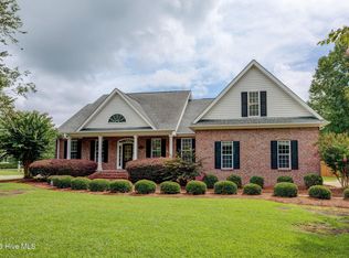 101 Spring Chase Ln, Rocky Point, NC 28457