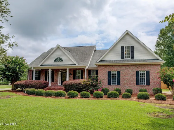 101 Spring Chase Lane, Rocky Point, NC 28457