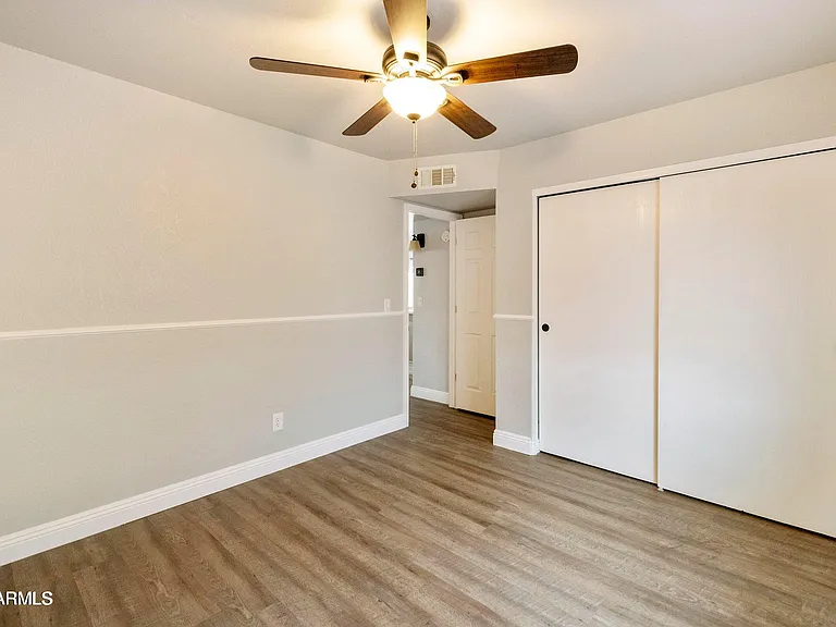 1749 N Ricardo — Photo 18