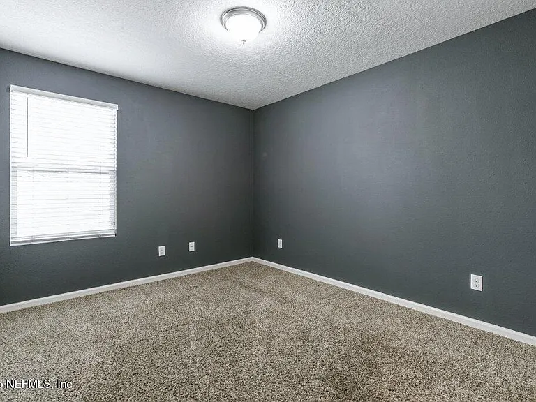 2235 Bayview Rd — Photo 29