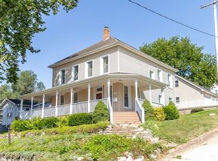 1201 Tennessee St, Louisiana, MO 63353