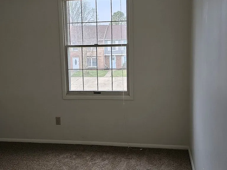 1337 Vanasse Ct — Photo 20