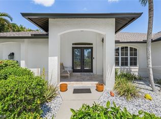 2207 SW 52nd St, Cape Coral, FL 33914