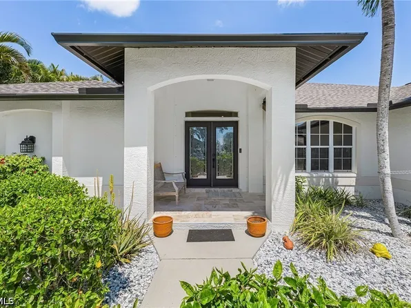 2207 SW 52nd St, Cape Coral, FL 33914