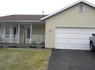 7627 Upper 19th St N, Saint Paul, MN 55128