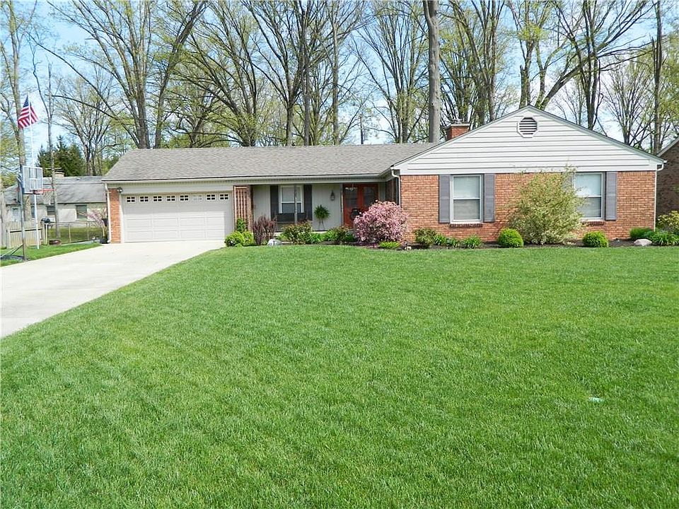 1st image of 2426 Oakwood Dr