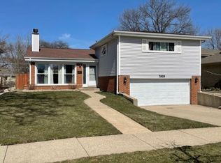 7928 Church St, Morton Grove, IL 60053