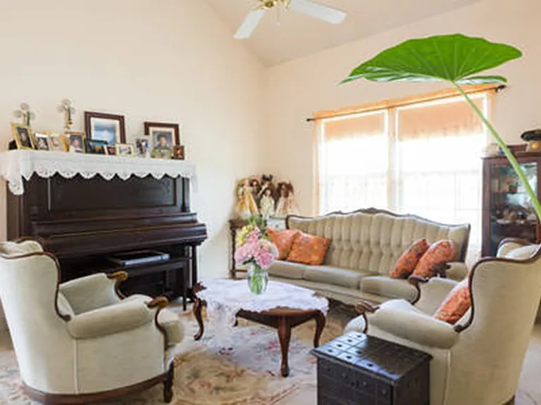 2260 San Miguel Ave — Photo 9