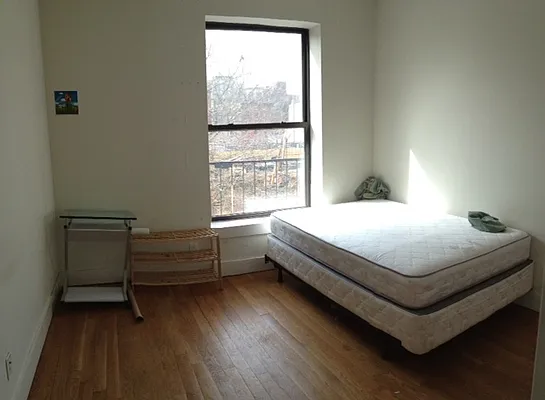 Rented by Full Time Management | media 10