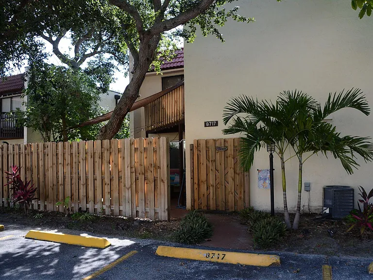 8717 Jasmine Ct #1 — Photo 7