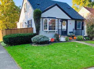 205 Massoit St, Clawson, MI 48017