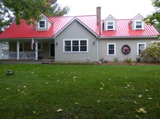 1515 Bosak Dr, Brighton, MI 48114