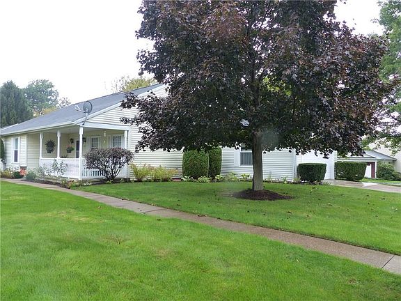 2nd image of 3910 Greenway Dr #10