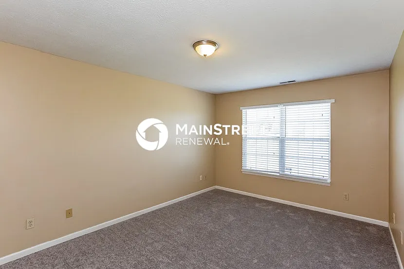 11204 Autumn Creek Ct — Photo 4