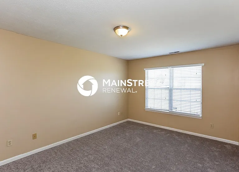 11204 Autumn Creek Ct — Photo 5