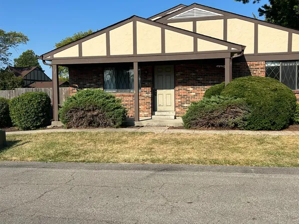 7393 Saxony Dr, West Chester, OH 45069