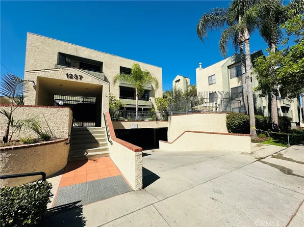 1237 E 6th St Unit 205, Long Beach, CA 90802