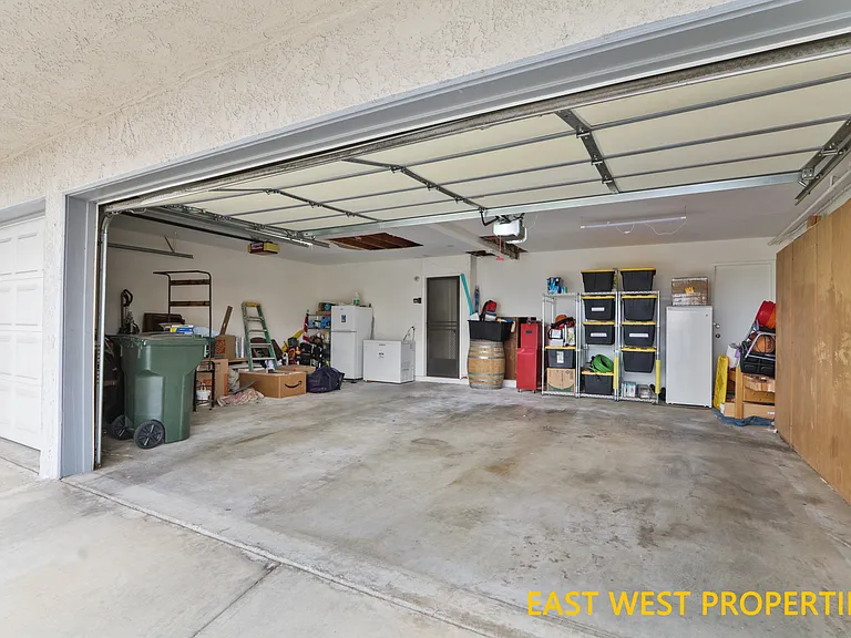 2409 Sommerset Dr — Photo 28