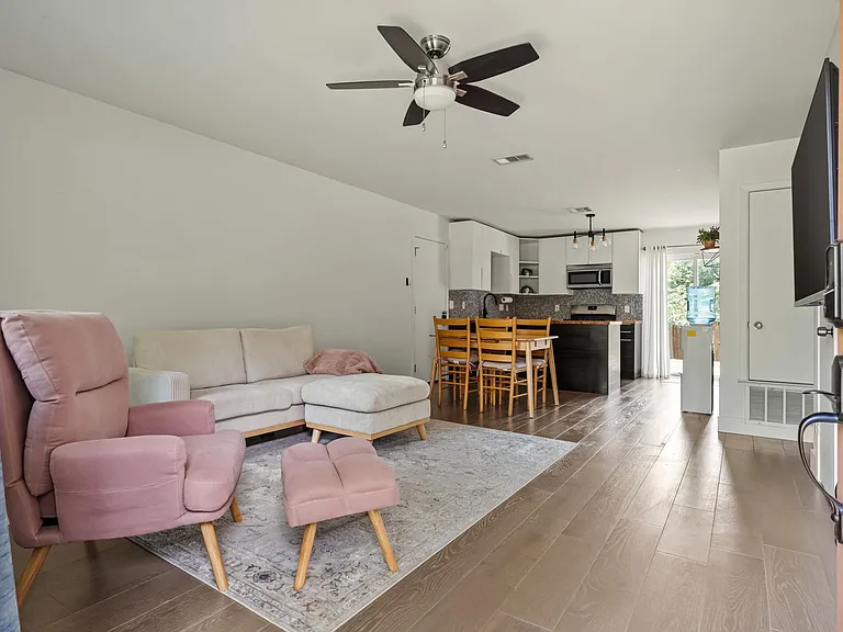 7703 Cloudberry Cir — Photo 12