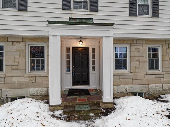 4th image of 18 Ross Ct
