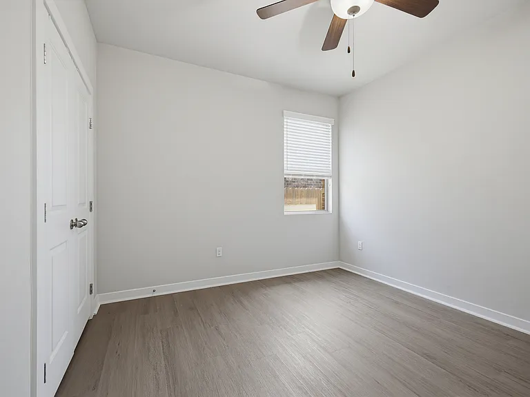 1012 Pasadena St — Photo 22