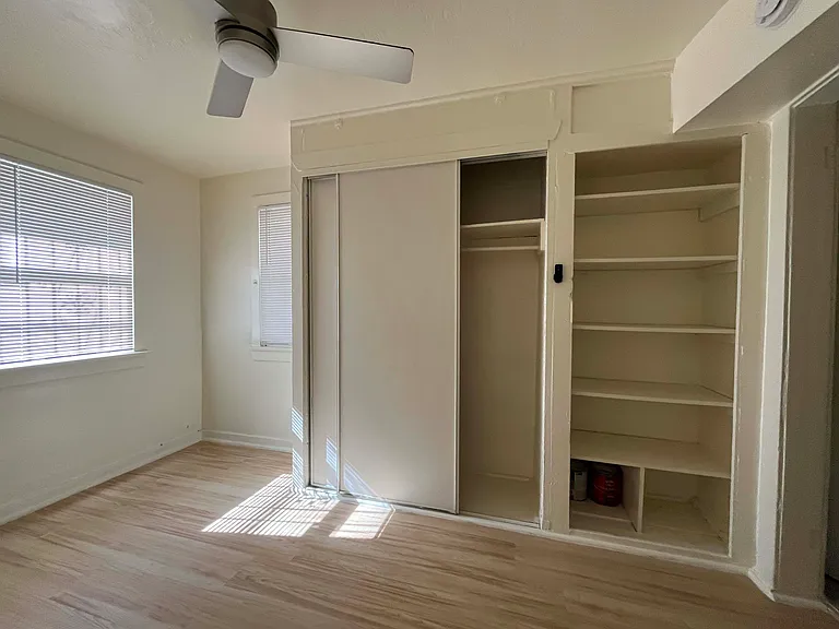850 N Virginia Ct — Photo 5