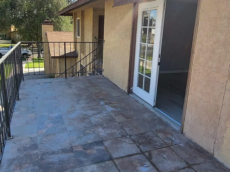 501 Courier Ave #D — Photo 3