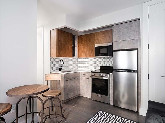 4th image of 315 E 103rd St APT 5D