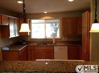 2037 Durham St, Irving, TX 75062