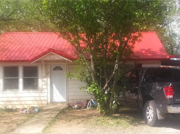 310 Drake Ave, Huntsville, AR 72740