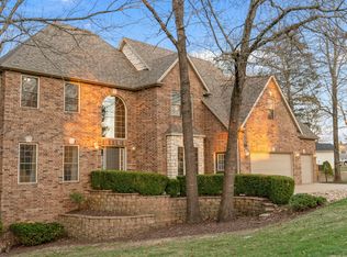 157 Country Bluff Dr, Branson, MO 65616